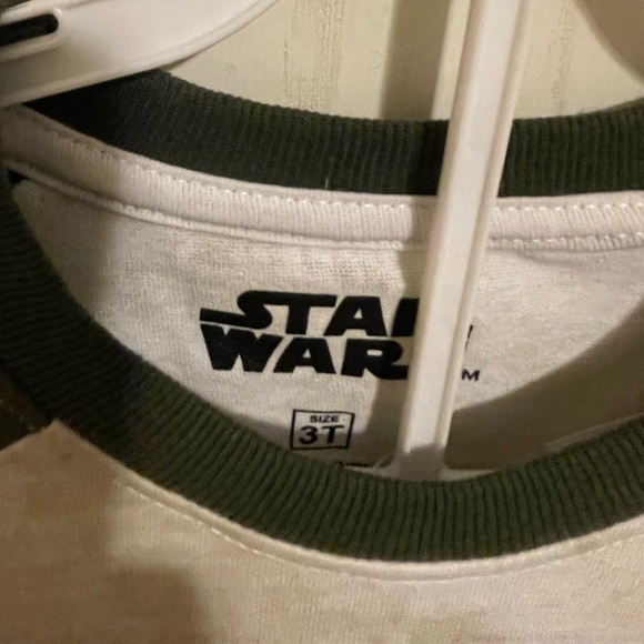 Star Wars Baby Yoda PJ set size 3T - Picture 5 of 6